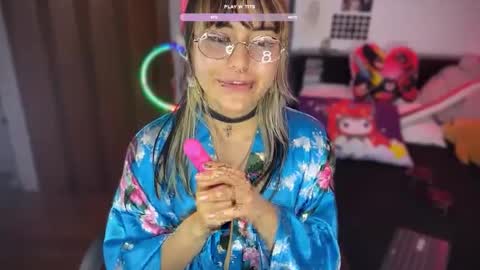 Violete Hentai01 online show from 02.20.25