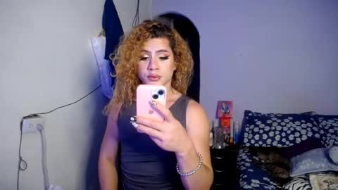 violet_hyuga online show from 10.21.25