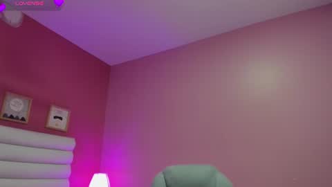 violet_sinclair online show from 06.23.26