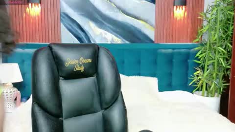 Violeta  online show from 01.05.26