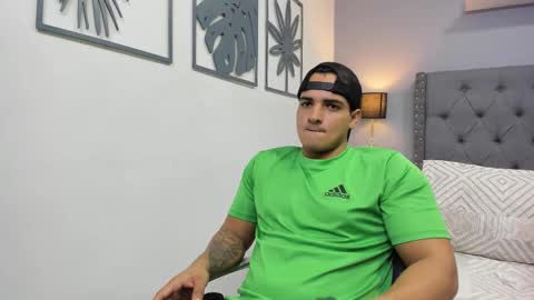 VIOLETA AND MAXX online show from 12.02.25