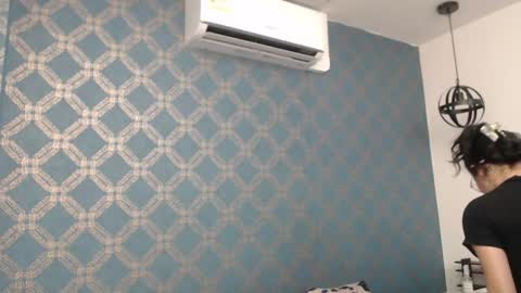 Violeta  online show from 12.20.24