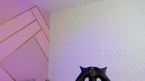     online show from 12.18.25