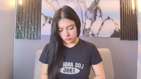 Violeta online show from 12.22.25