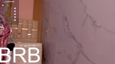 Snapshot of violeta_sub chatting on 02.07.25 IG violeta sub online show from 02.07.25