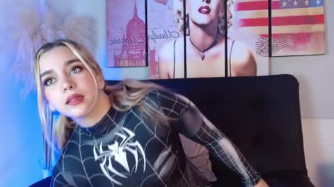 Snapshot of violetarainn chatting on 02.05.26 Violeta online show from 02.05.26