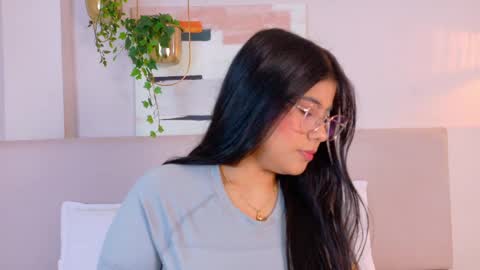 Violet online show from 05.25.26