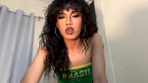 Violet online show from 01.03.25