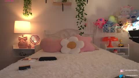 Snapshot of violeth___ chatting on 06.23.26 violeth___ online show from 06.23.26