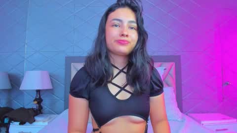 Violet Rousse online show from 02.04.26