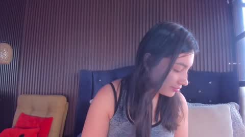 Violet Rousse online show from 04.02.26