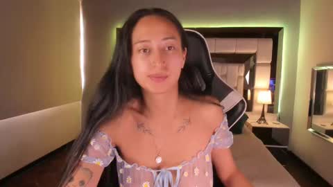 violetskinny online show from 12.11.24