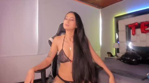 violetskinny online show from 03.03.25