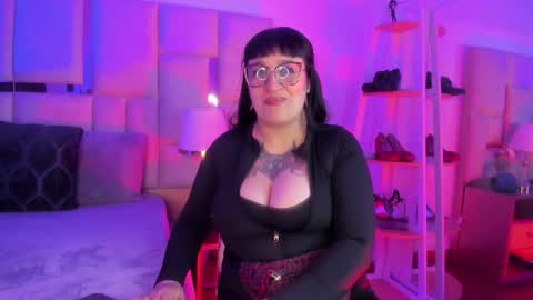 Violett  online show from 01.09.26