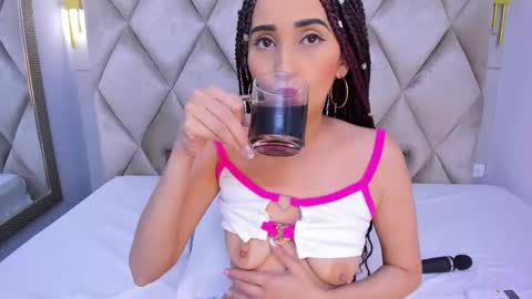 Violett  online show from 02.05.26