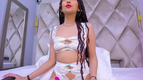 Violett  online show from 02.27.26