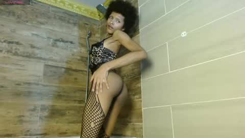 V I O L E T T E  online show from 04.26.26