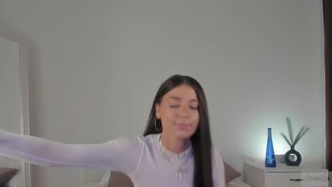 violetta_finch online show from 02.06.25