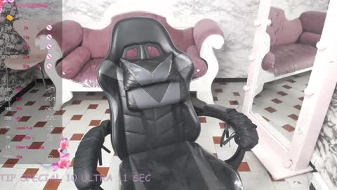 Snapshot of violetta_jhonson_v chatting on 01.23.25 Violetta online show from 01.23.25