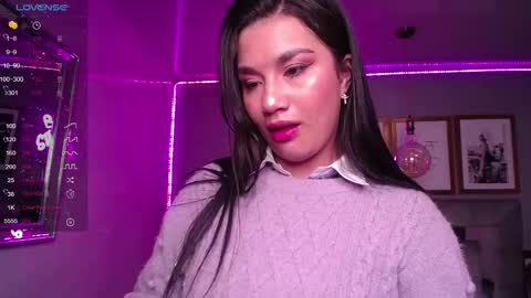 Snapshot of violetta_jhonson_v chatting on 02.12.25 Violetta online show from 02.12.25