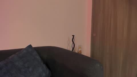 violetta independent model online show from 02.03.26