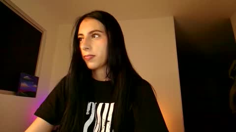 Violetta....Follow me in Twitter... online show from 01.17.26