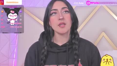 Snapshot of violettbloss chatting on 12.28.24 Violeta online show from 12.28.24