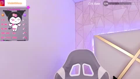 Snapshot of violettbloss chatting on 01.25.25 Violeta online show from 01.25.25