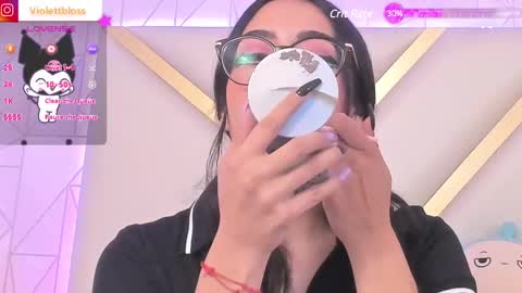 Snapshot of violettbloss chatting on 02.18.25 Violeta online show from 02.18.25