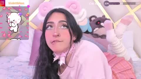 Snapshot of violettbloss chatting on 03.05.25 Violeta online show from 03.05.25