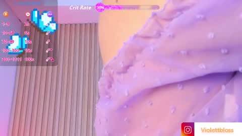 Snapshot of violettbloss chatting on 09.18.25 Violeta online show from 09.18.25