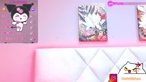 Snapshot of violettbloss chatting on 09.23.25 Violeta online show from 09.23.25