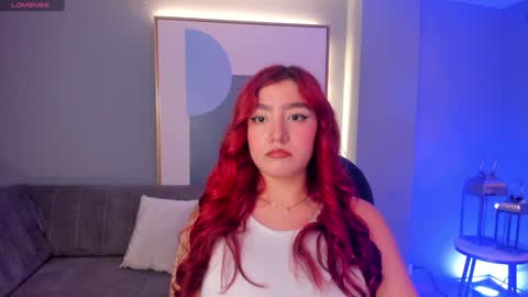 Violett Castel online show from 02.04.25