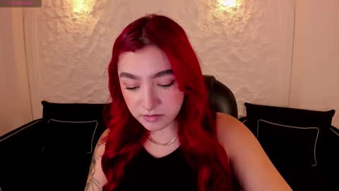 Violett Castel online show from 10.12.25