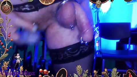 Snapshot of violetteminx chatting on 12.06.24 Violette online show from 12.06.24