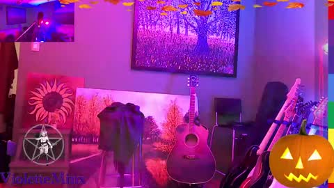 Snapshot of violetteminx chatting on 10.24.25 Violette online show from 10.24.25