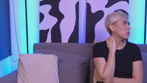 Violet online show from 12.29.24