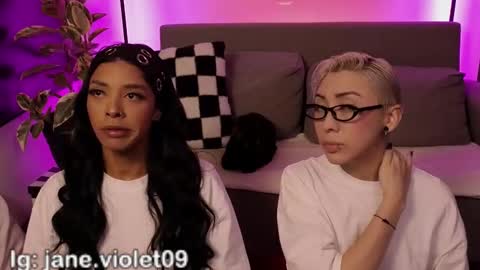 Violet online show from 12.19.25