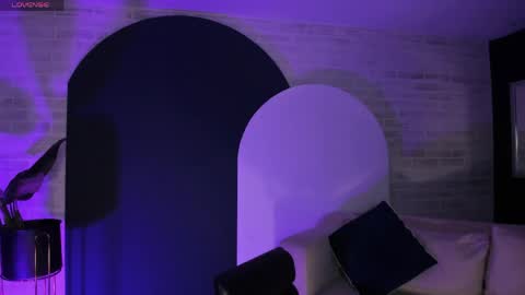 Violett  online show from 04.11.26