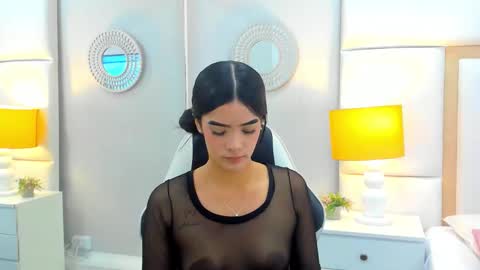 Snapshot of violettjhonson chatting on 12.18.25 ViolettJhonson online show from 12.18.25