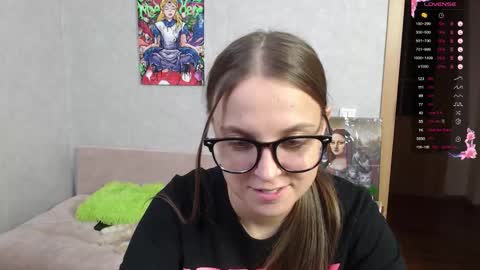 Violet online show from 09.29.25