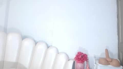 violetxia_ online show from 05.13.26