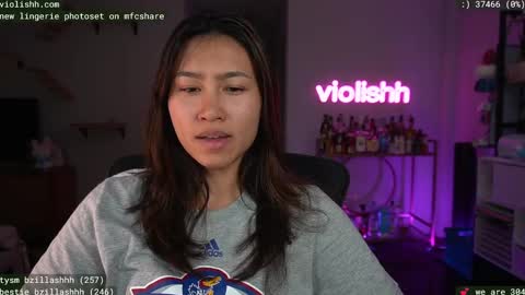 follow me on twitter violishh and ig violishh  online show from 02.21.25