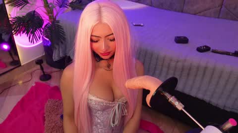 viollettebylyly online show from 04.05.26