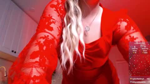 Snapshot of vip_juicy chatting on 03.10.25 VelvettTime online show from 03.10.25