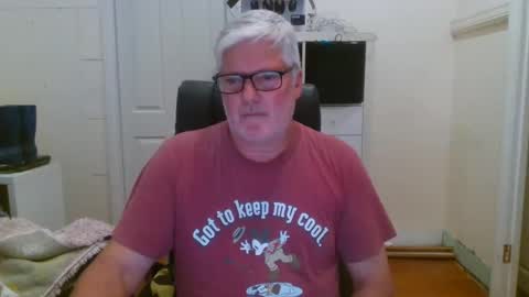 Snapshot of viper654321 chatting on 01.10.25 viper654321 online show from 01.10.25