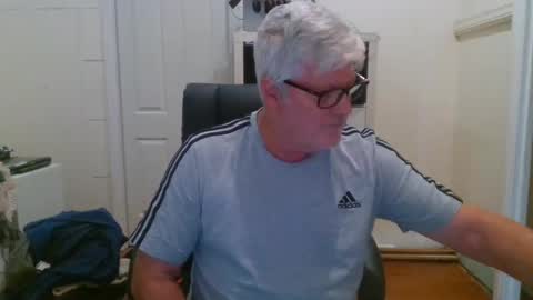 Snapshot of viper654321 chatting on 01.19.25 viper654321 online show from 01.19.25