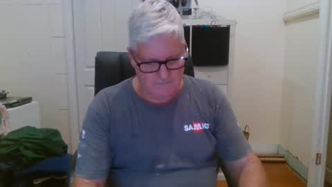 Snapshot of viper654321 chatting on 02.17.25 viper654321 online show from 02.17.25