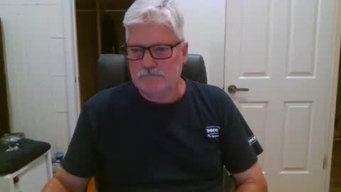 Snapshot of viper654321 chatting on 09.18.25 viper654321 online show from 09.18.25