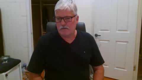 Snapshot of viper654321 chatting on 10.05.25 viper654321 online show from 10.05.25